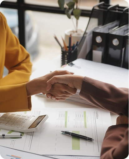 Expertise that Drives Decisions side Image